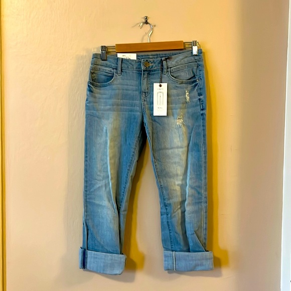 NWT Simply Vera Wang Capri Mid Rise Clear Sky Blue Roll Cuff Distressed Jeans 2 - Picture 1 of 15